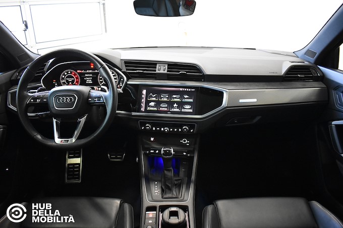 AUDI RS Q3 SPB quattro S tronic